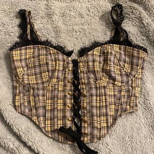 Rigid plaid Missguided cropped/corset top!